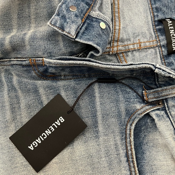 Brand new BALENCIAGA mens jeans - Picture 3 of 9